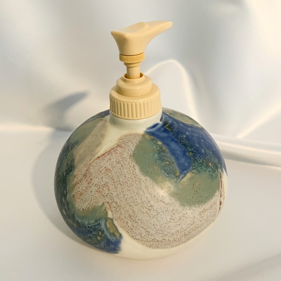 Rare Kravec Studios Pottery Soap Dispenser & Toothbrush Holder Set - Picture 5 of 11